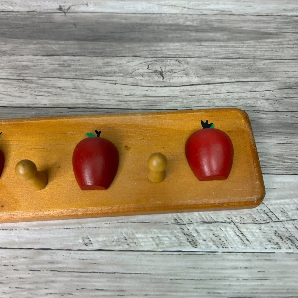 N/A apple kitchen